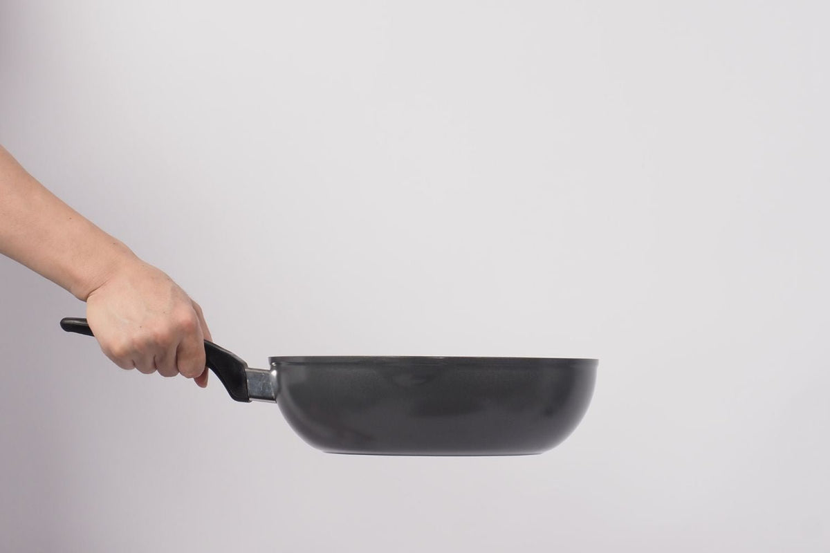 poêle antiadhésive qui peut être remplacer