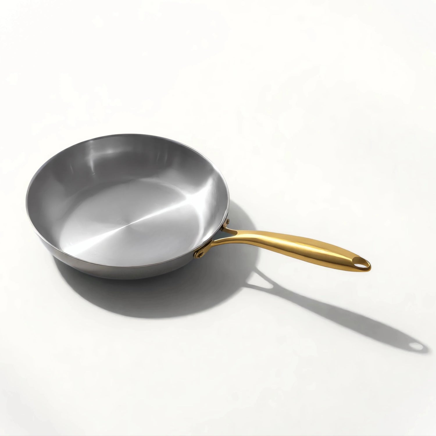 Solea – la poêle en inox qui brille en cuisine – 22 cm