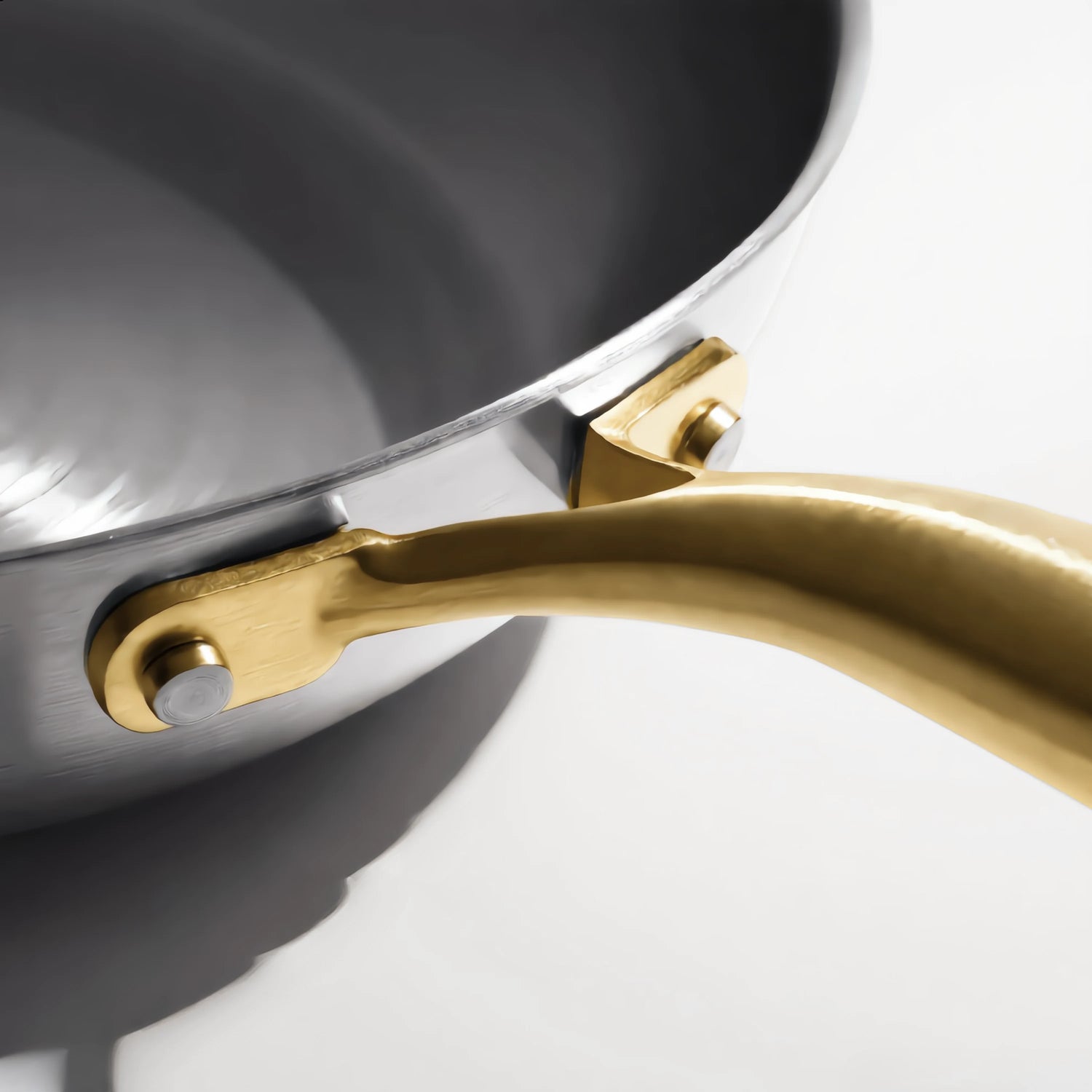 Solea – la poêle en inox qui brille en cuisine – 30 cm